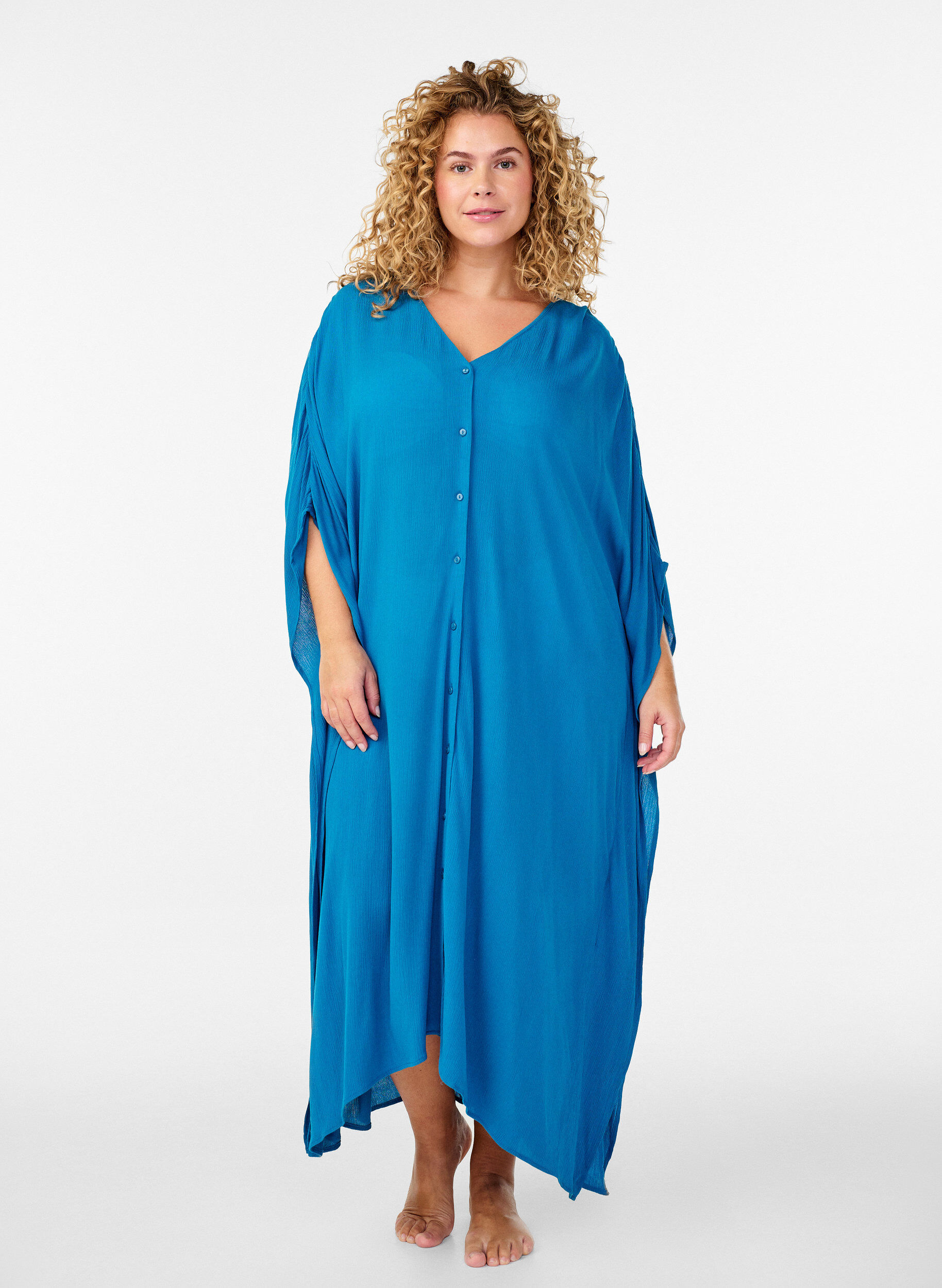 Kaftan-Strandkleid mit Kn&ouml;pfen, Blau, Model
