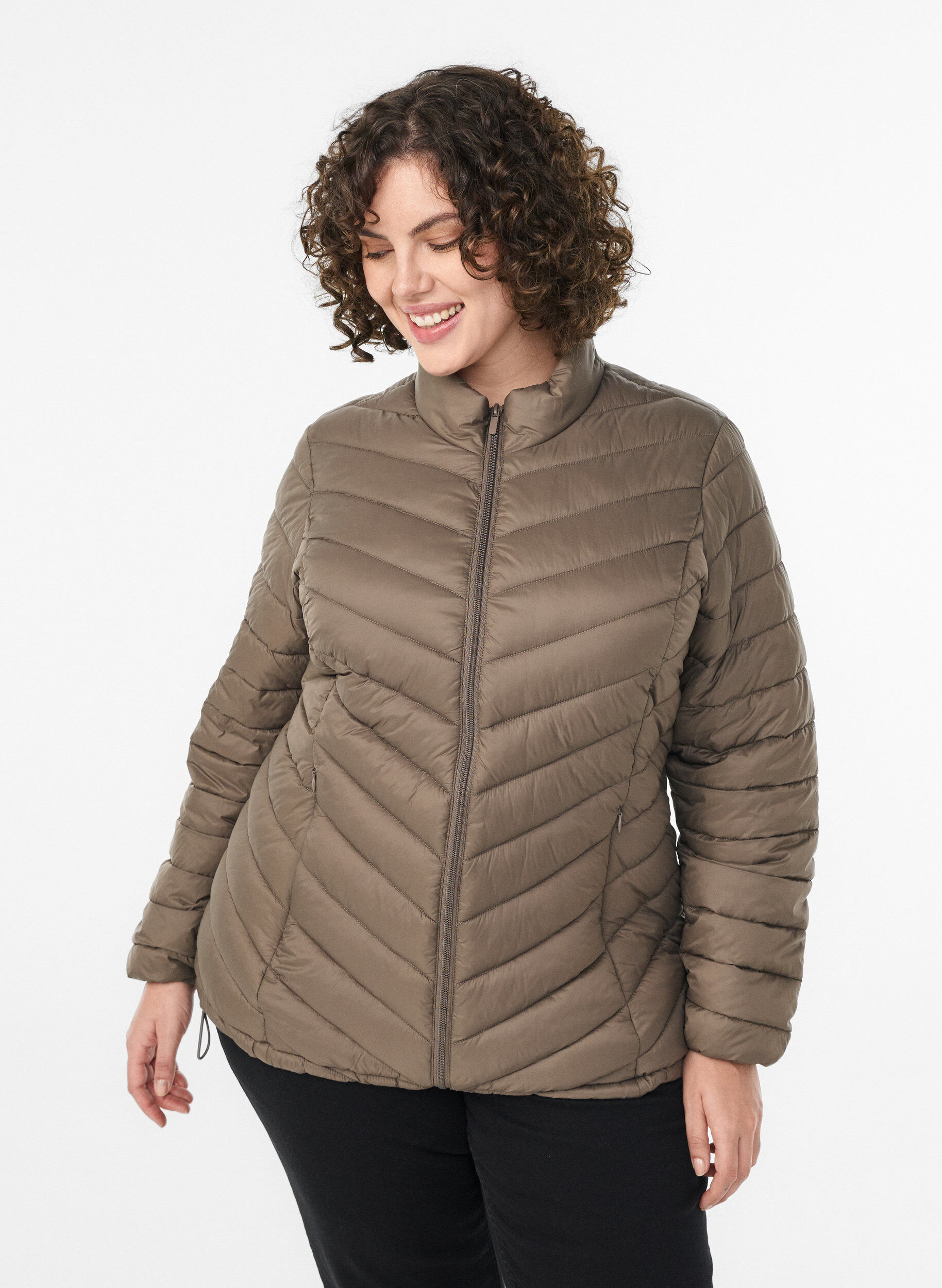 Zizzi Veste l&eacute;g&egrave;re avec poches, Marron, Model image number 0