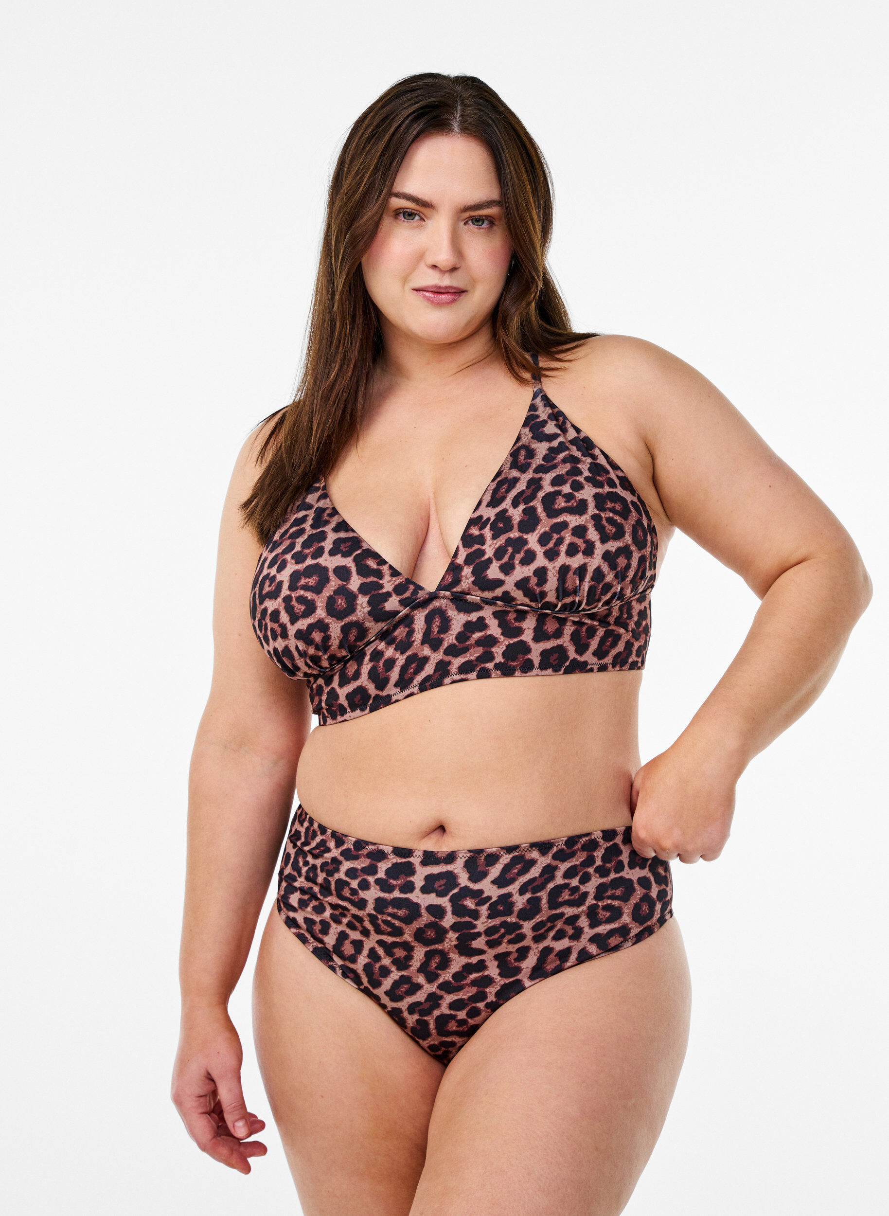 Zizzi Haut de bikini &agrave; imprim&eacute; floral avec liens &agrave; nouer dans le dos, Marron, Model image number 1