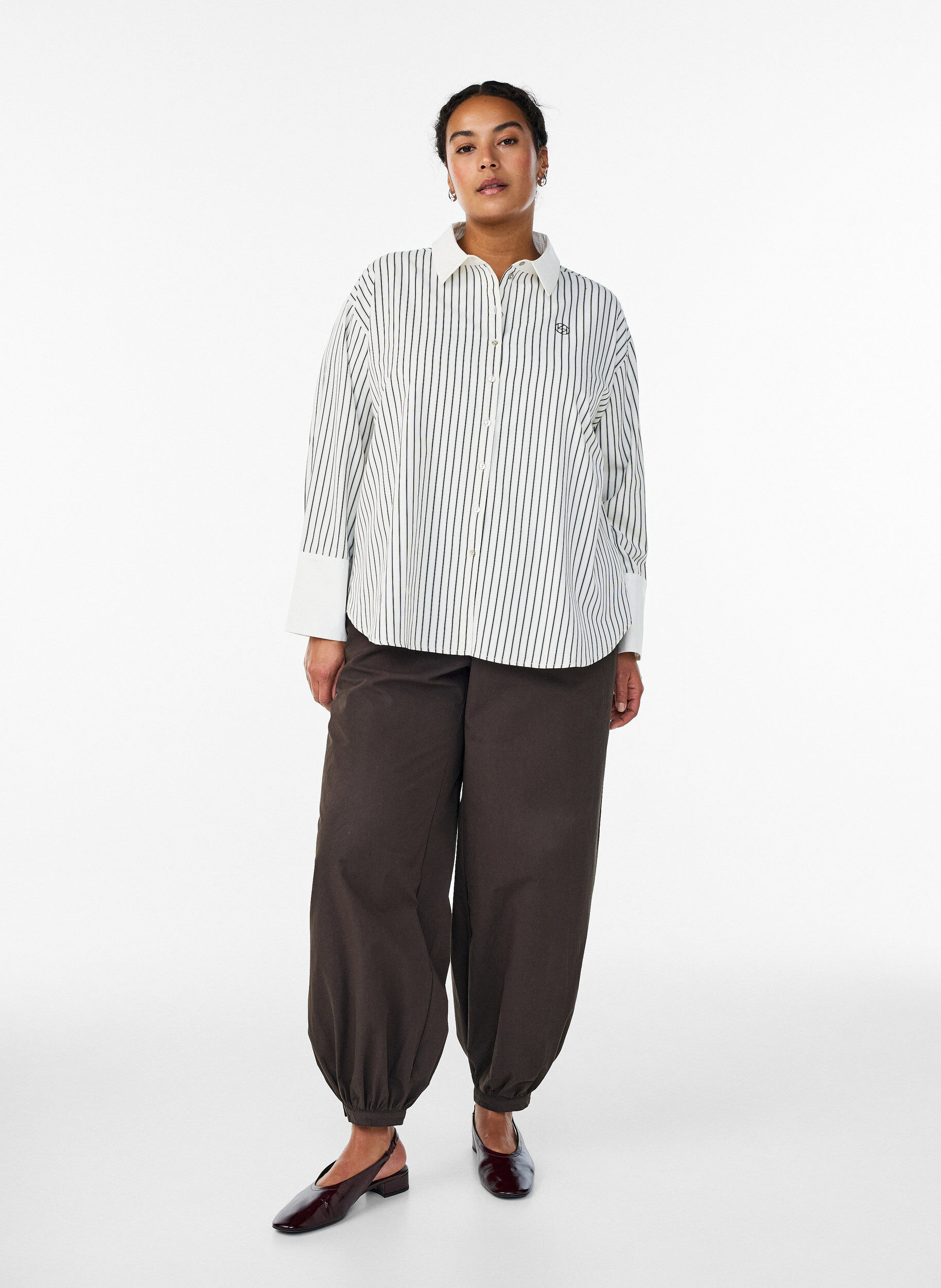 Pantalon ballon taille haute en coton, Marron, Model