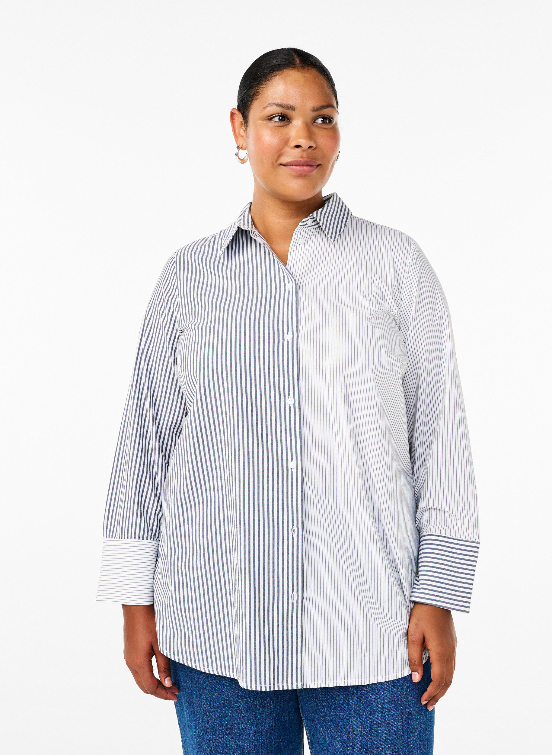 Zizzi Chemise &agrave; manches longues avec rayures, Lava Smoke Stripe, Model image number 0