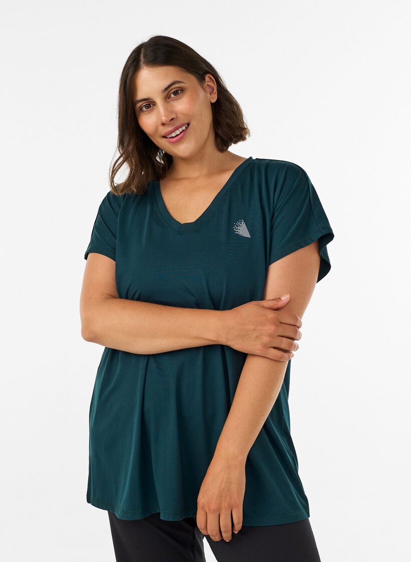 Loose training t-shirt with V-neck, Vert fonc&eacute;, Model image number 0