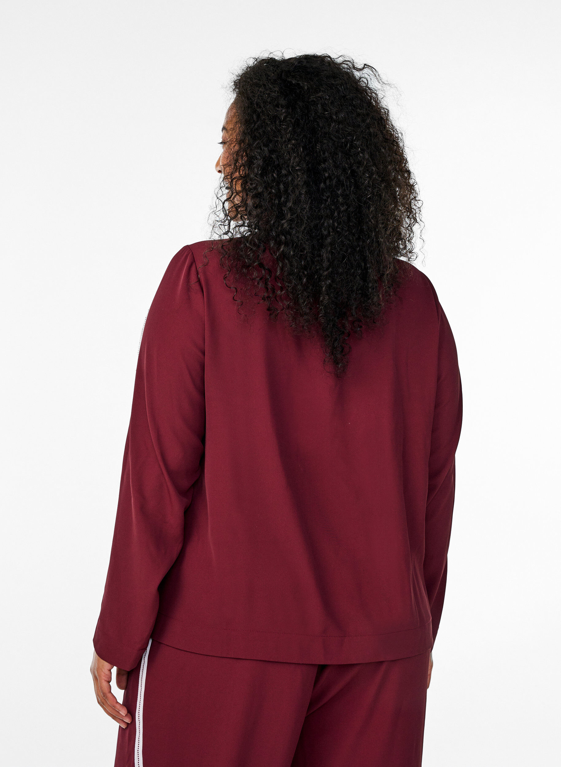 Zizzi Trainingsjacke mit sportlichen Details und Rei&szlig;verschluss, Dunkles Bordeaux, Model image number 2