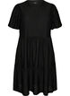Robe courte avec motif en dentelle et jupe &agrave; volants, Noir, Packshot image number 0