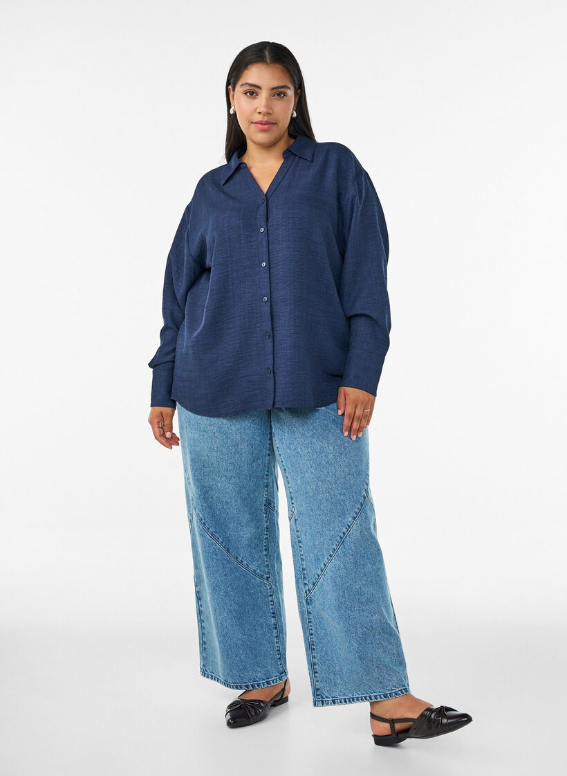 Chemise ample avec col en V, Bleu, Model image number 1