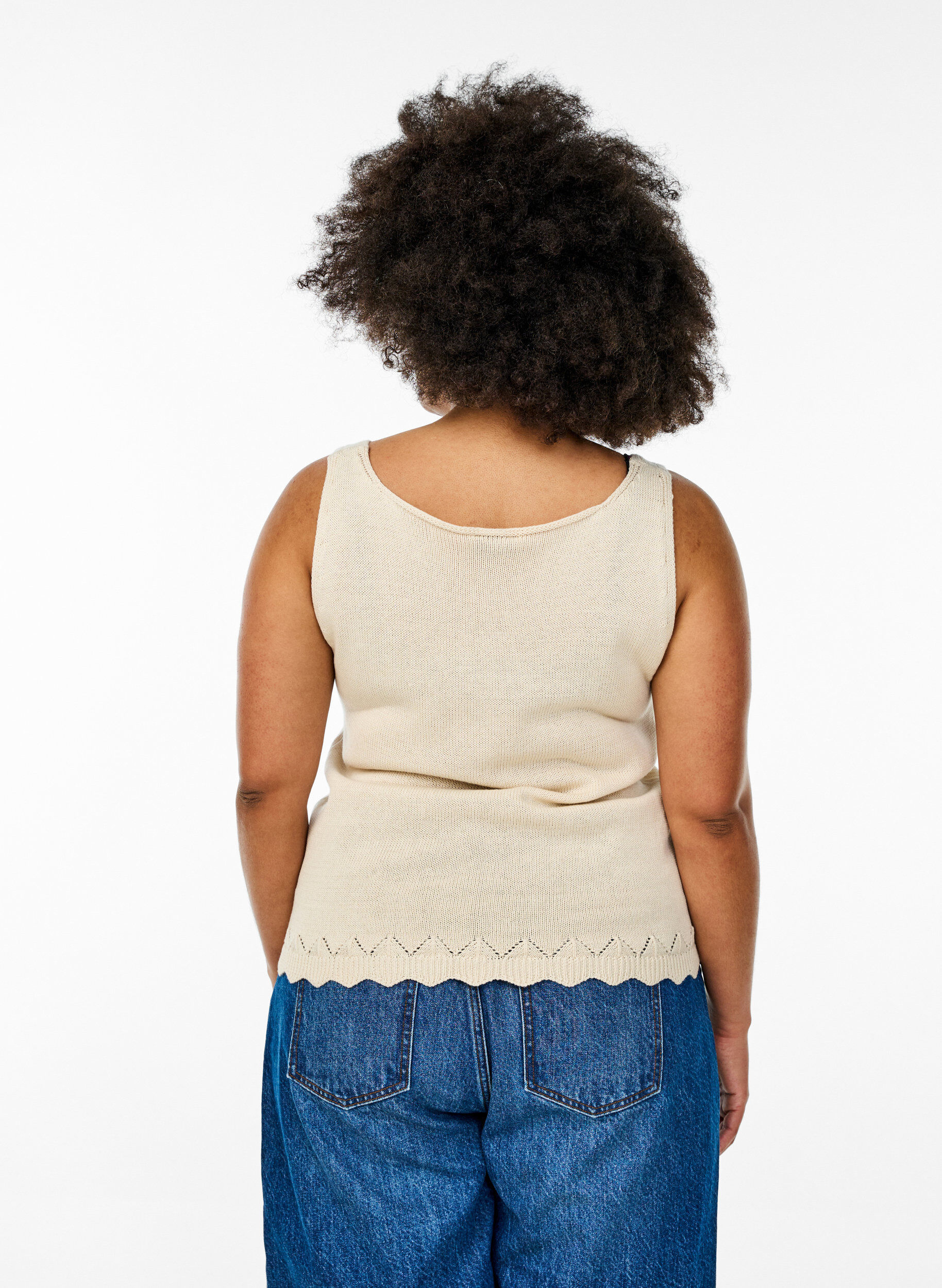 Zizzi &Auml;rmelloses Stricktop mit Muschelkante, Sandshell, Model image number 1