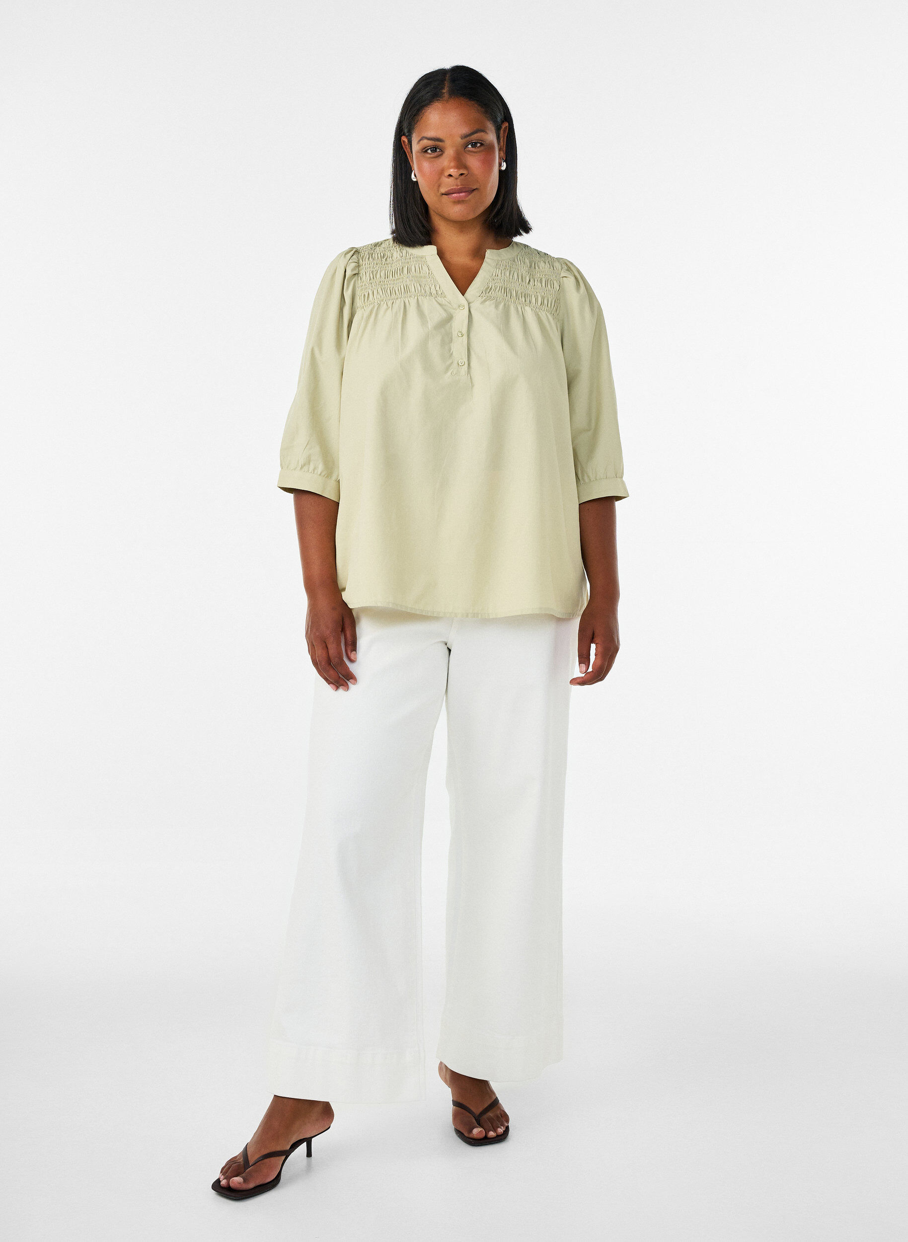 ZizziBlouse avec smock et manches 3/4, Vert clair, Model image number 1