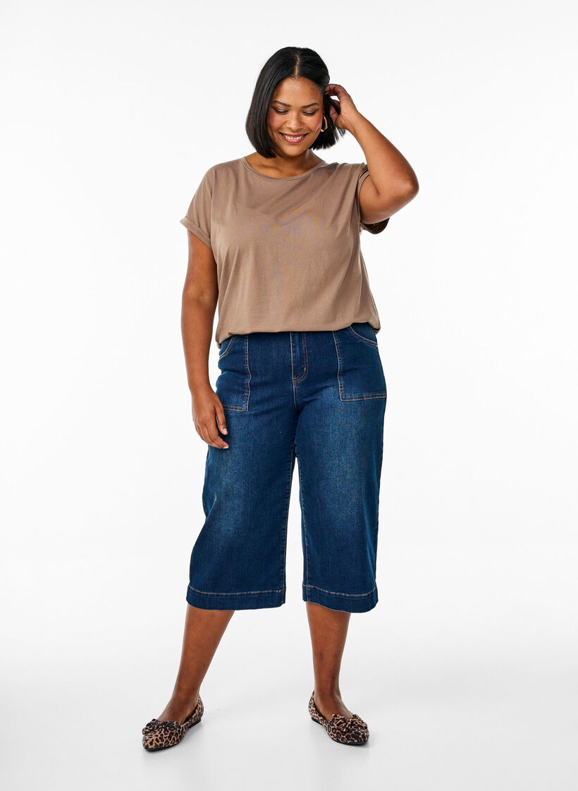 Kurz&auml;rmeliges T-Shirt aus einer Baumwollmischung, Braun, Model image number 1