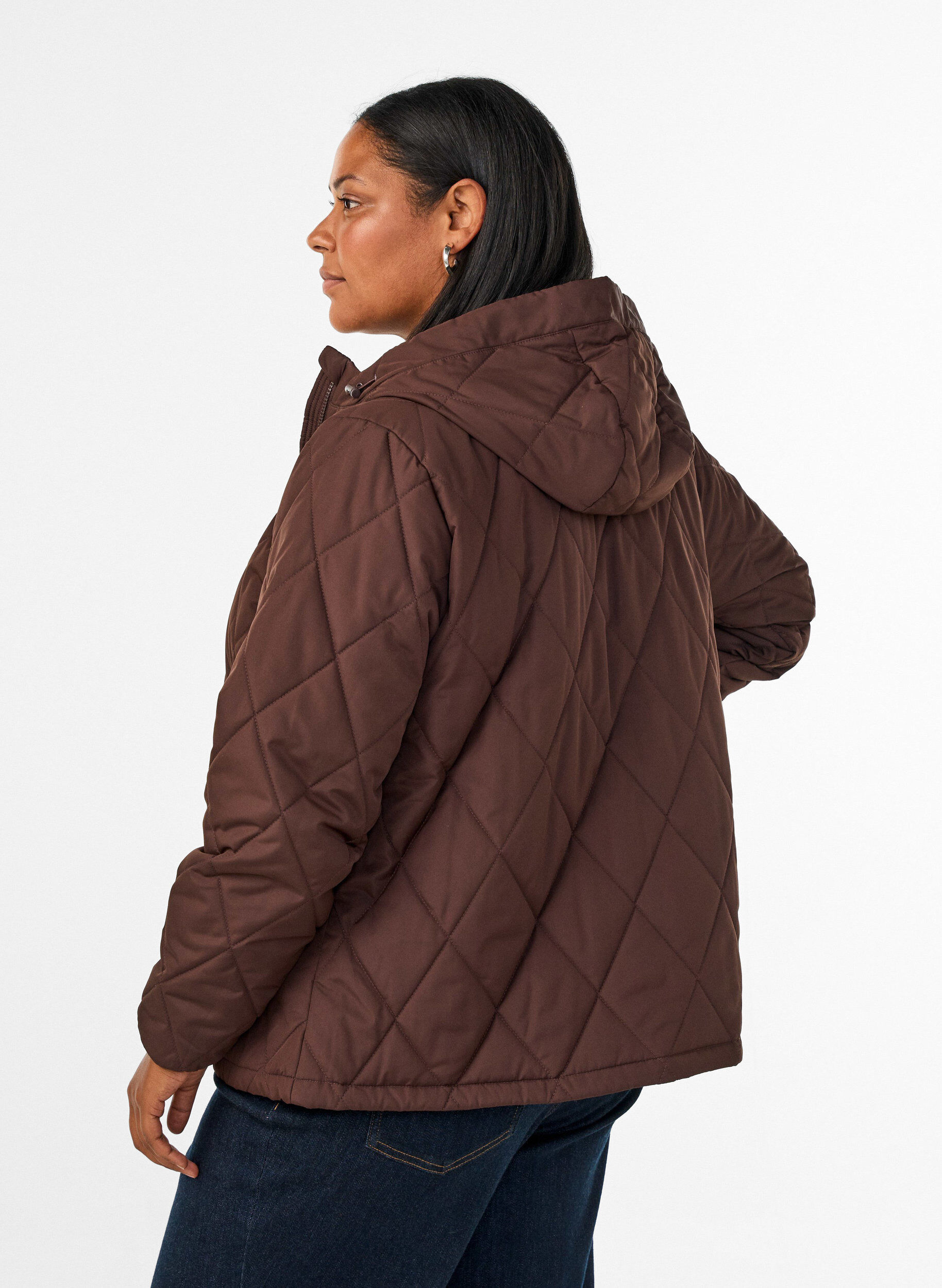 ZizziVeste l&eacute;g&egrave;rement matelass&eacute;e en losange, Marron, Model image number 2