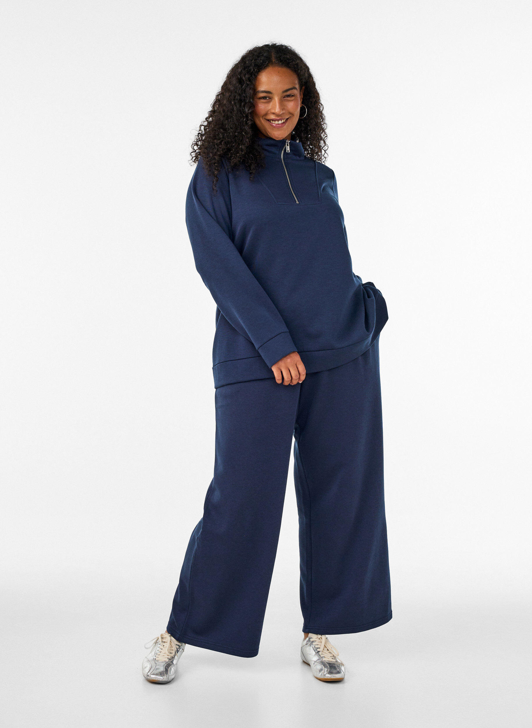 ZizziPantalon de jogging taille haute avec coupe ample, Bleu, Model image number 0
