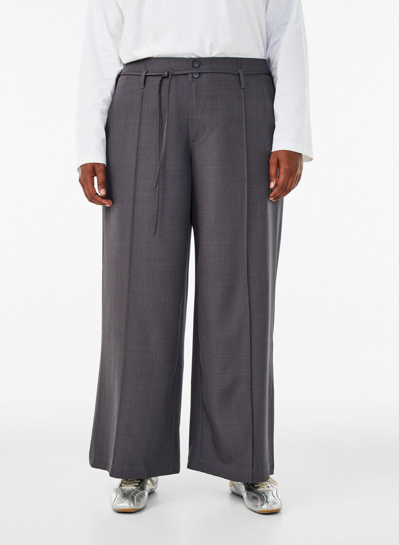 Taillierte Hose mit B&uuml;gelfalten und einem Bindeg&uuml;rtel, Grau, Model image number 2