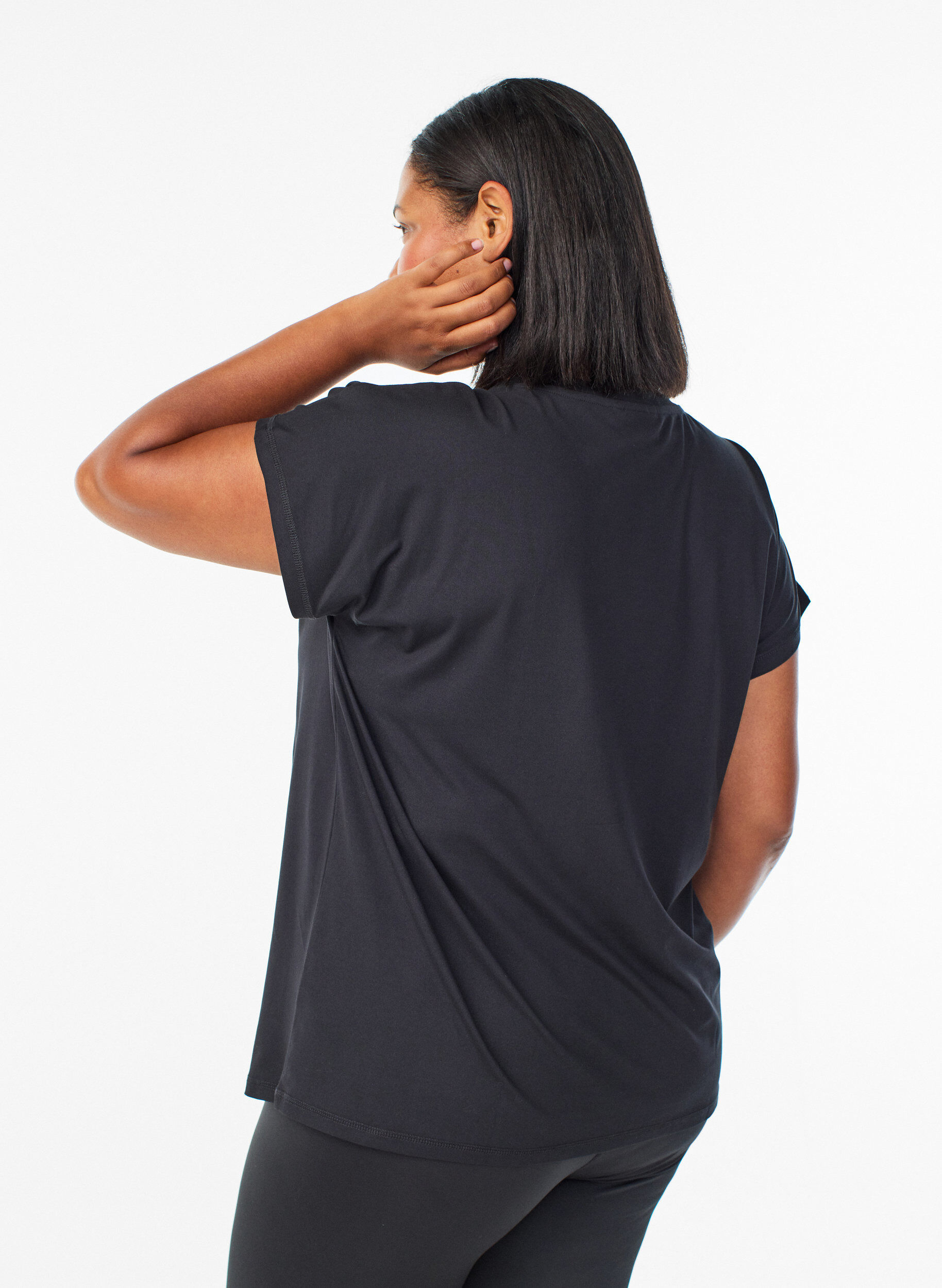 ZizziEinfarbiges Trainings-T-Shirt, Schwarz, Model image number 2