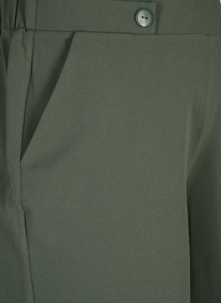 Kurze Hosen mit Taschen und lockerer Passform, Gr&uuml;n, Packshot image number 2