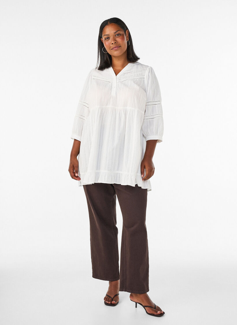 Tunique avec d&eacute;tails en broderie ajour&eacute;e et manches 3/4, Vanille, Model image number 1