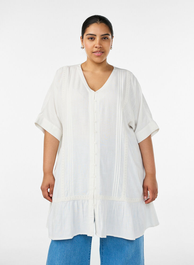 Tunika aus Viskose mit Kn&ouml;pfen und R&uuml;schensaum, Vanille, Model image number 0